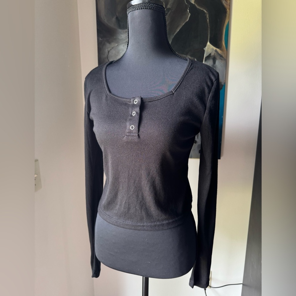 Black Long Sleeve Top